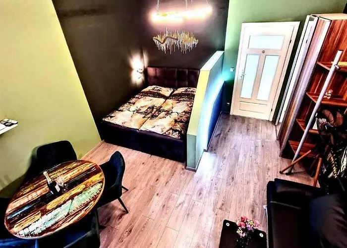 Modern Flat With Great Location For Longer Stays